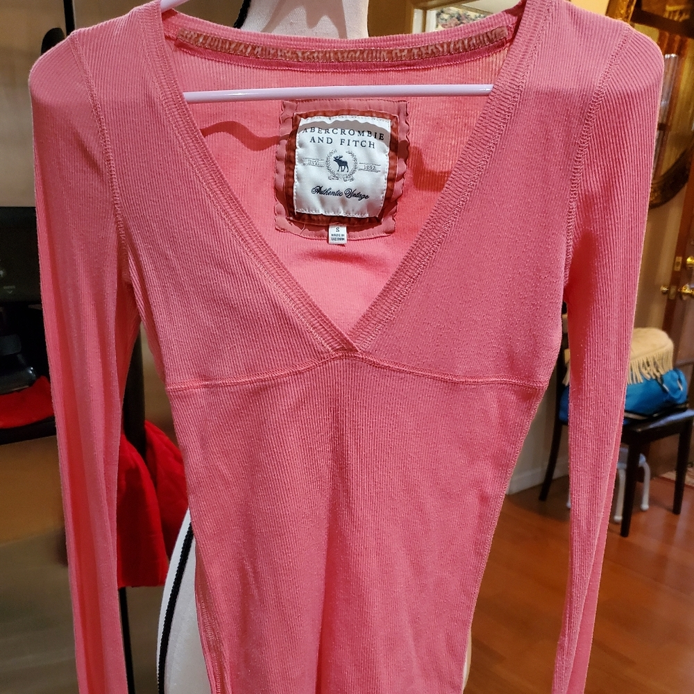 Abercrombie & Fitch Long Sleeve Top